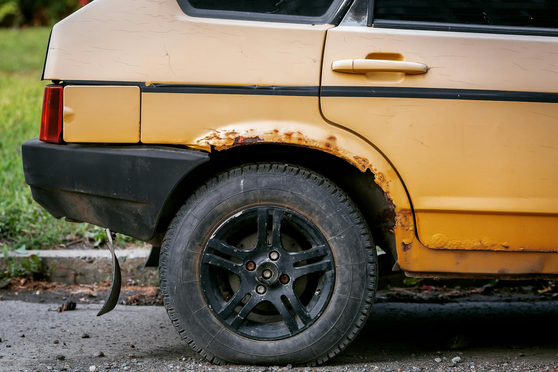 차량용 컴파운드 굵은 흠집 vs 미세 스크래치 용도별 사용 가이드