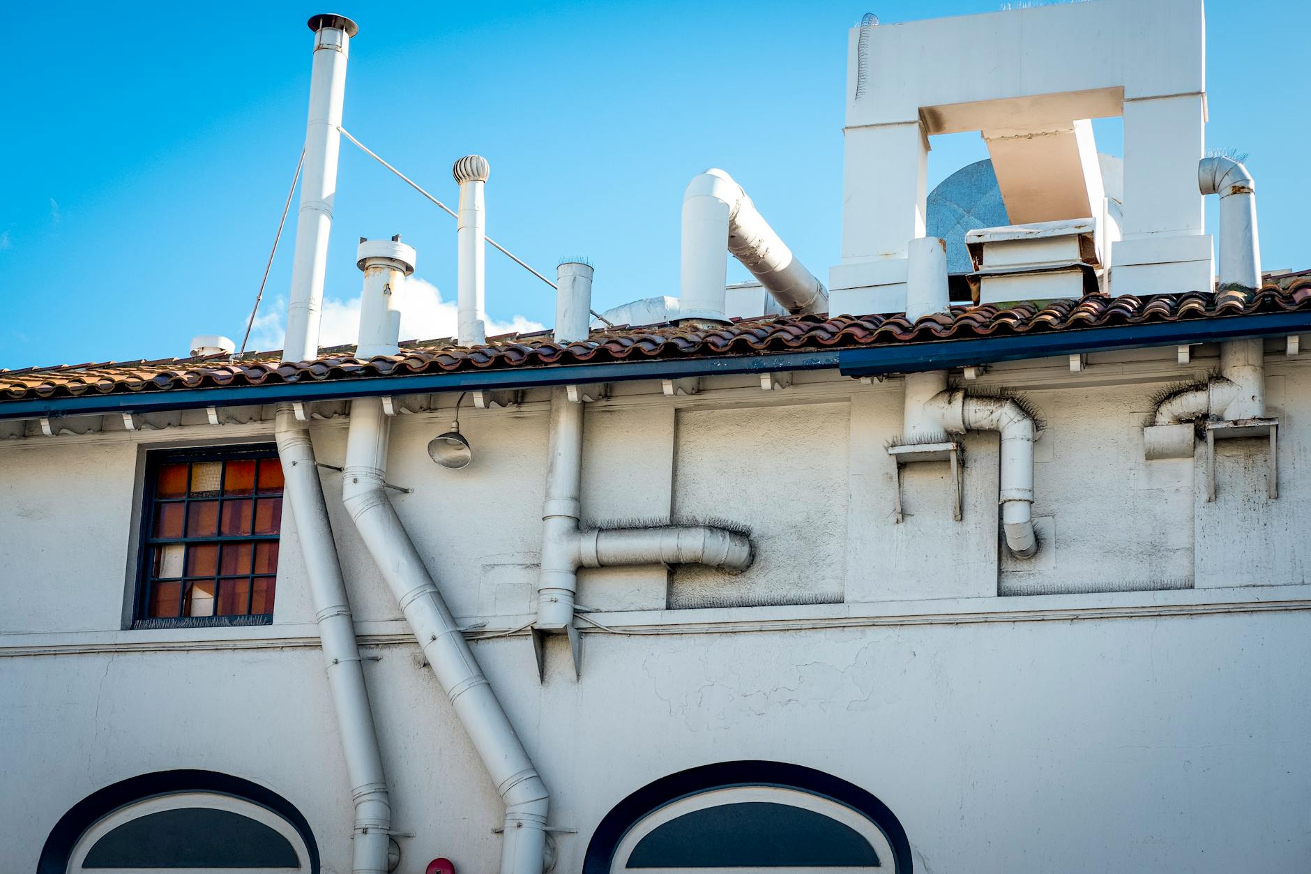 선루프 레일 구리스 도포 및 배수 배관 막힘 방지 관리법