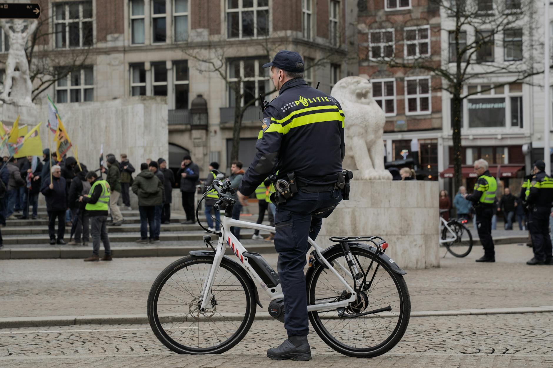 자전거 캐리어 부착 시 추가 번호판 발급 및 경찰 단속 피하는 법